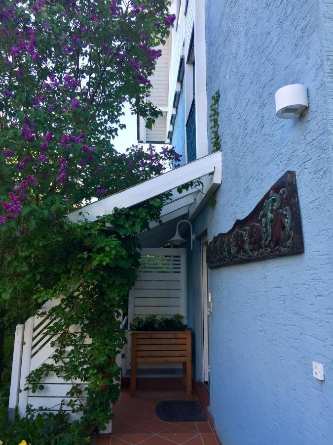 Blaues Haus Apartment Niederdorfelden Exterior photo